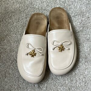 Tory Burch loafer slides, cream leather. Like new!